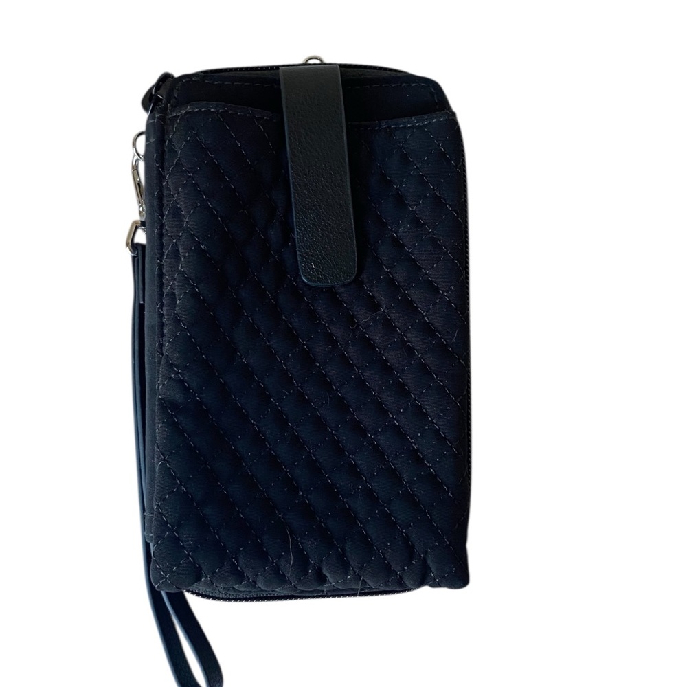 Vera Bradley RFID Smartphone Wristlet Classic Black New